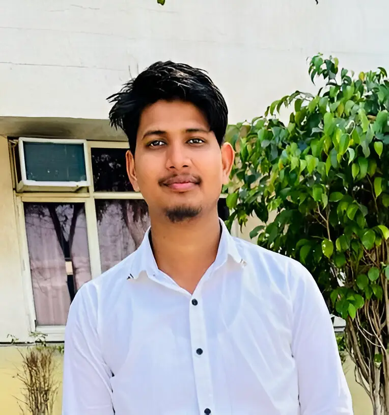 Akash Paswan - Licensed Pharmacist & Clinical Expert